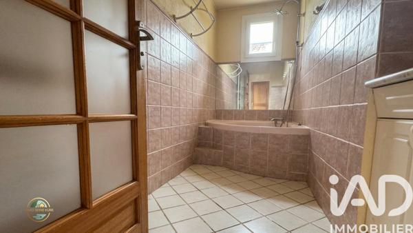 Maison à vendre 5 pièces 111 m² Saint-Pierre-du-Vauvray