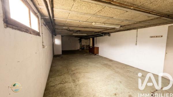 Maison à vendre 5 pièces 111 m² Saint-Pierre-du-Vauvray