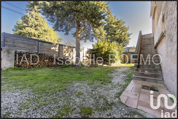 Maison traditionnelle 9 pièces de 216 m² à Le Pradet (83220)