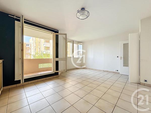 Appartement F4 à vendre  4 pièces - 85,26 m2 MONTREUIL - 93