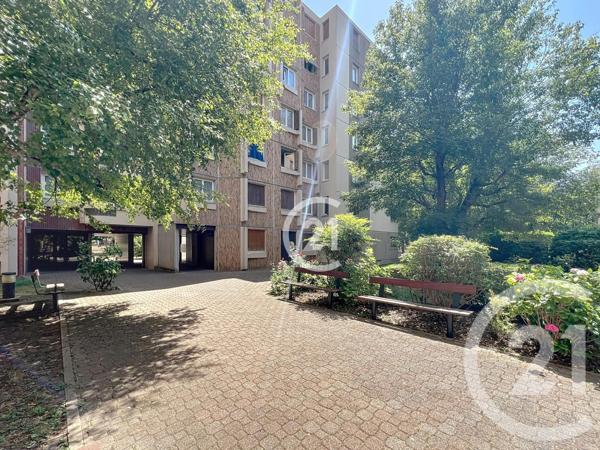 Appartement F4 à vendre  4 pièces - 85,26 m2 MONTREUIL - 93