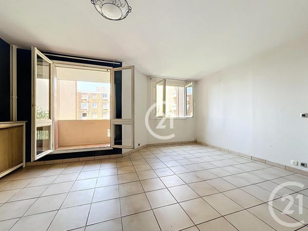Appartement F4 à vendre  4 pièces - 85,26 m2 MONTREUIL - 93