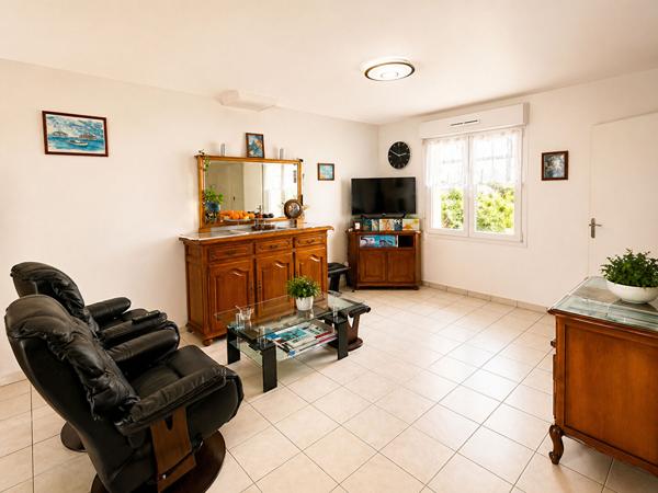 Maison Nantes de 83.98 m² avec 3 chambres et un garage