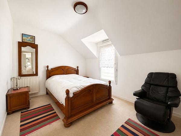 Maison Nantes de 83.98 m² avec 3 chambres et un garage