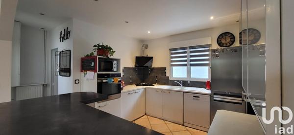 Maison 5 pièces de 84 m² à Noisy-le-Grand (93160)