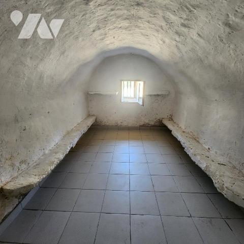 PROPRIÉTÉ DE CARACTÈRE À CHERRÉ-AU