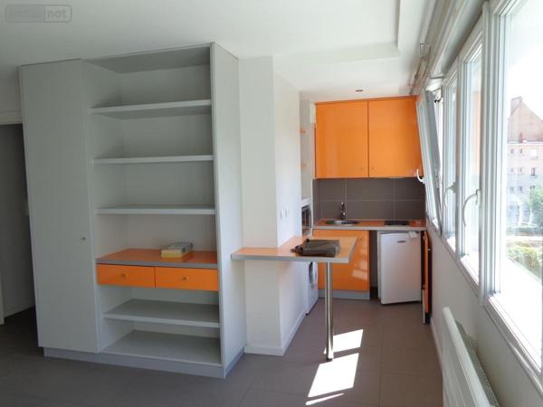 Appartement à louer à Nantes en Loire-Atlantique (44000), ref : 44028-L130