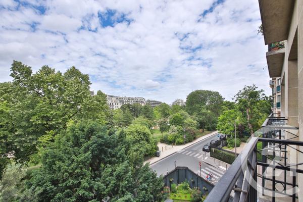Appartement F1 à vendre  1 pièce - 37,02 m 2   PARIS  - 75016