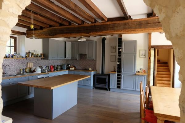 À VENDRE  Authentique fermette au coeur du Perche