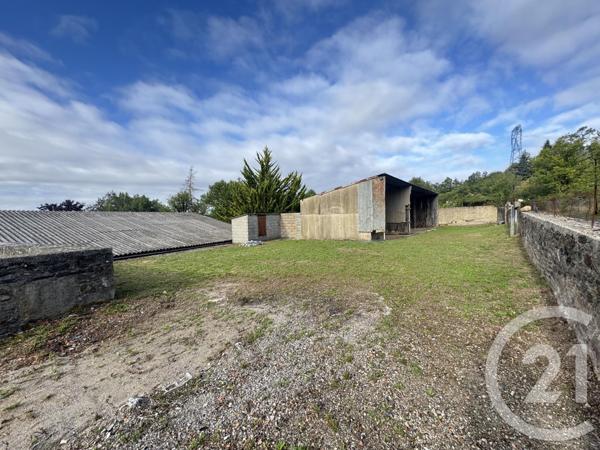 Maison à vendre  2 pièces - 120 m2 ST VICTOR ET MELVIEU - 12