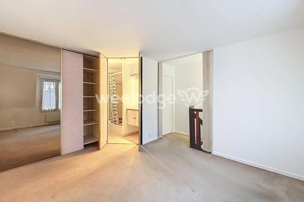 Appartement à vendre 2 pièces de 39 m² à Les Clayes-sous-Bois