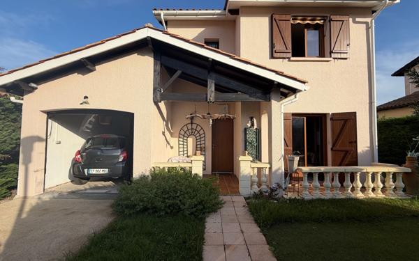 Maison à vendre    4 pièces •  Mérignac