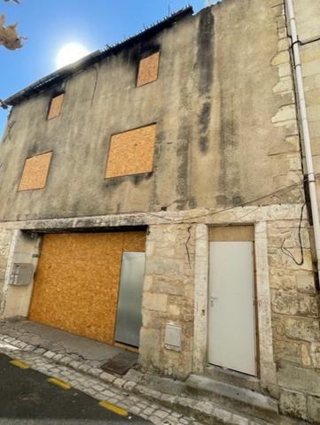 SAINTES HYPER CENTRE - IMMEUBLE A RENOVER Saintes (17100)