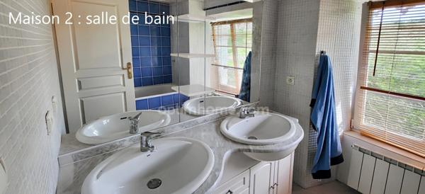 25550 ALLONDANS – FERME 2 MAISONS INDEPENDANTES + DEPENDANCES – 7/8 PIECES - 5/6 CHAMBRES – GARAGE