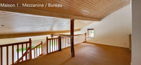 25550 ALLONDANS – FERME 2 MAISONS INDEPENDANTES + DEPENDANCES – 7/8 PIECES - 5/6 CHAMBRES – GARAGE