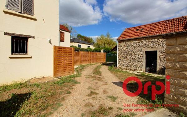 Maison à vendre    4 pièces • 97,29 m2 Montigny-le-Bretonneux