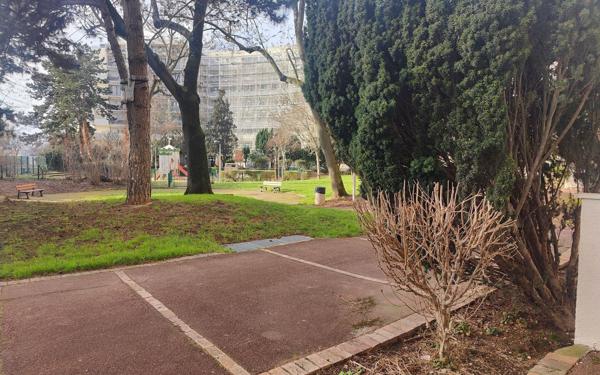 Appartement à vendre    3 pièces • 73 m2 Créteil
