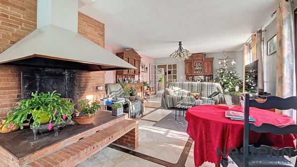 Maison familiale 4 chambres secteur Lézat avec grand jardin et piscine