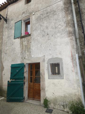 Pezens - coquette maison de village avec jardin non-attenant Pezens (11170)