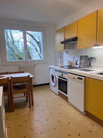 Location appartement Nantes : 1 150 € - AJP Immobilier Nantes Rond-Point de Rennes
