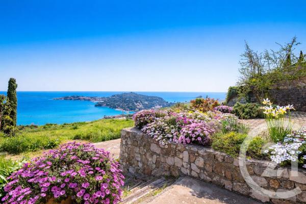 Maison à vendre  5 pièces - 200 m2 VILLEFRANCHE SUR MER - 06