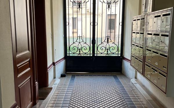 Appartement à vendre    3 pièces • 46,78 m2 Vincennes