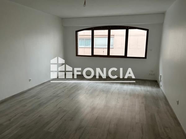 Location Appartement 2 pièces 68.61 m² - 4 RUE PASTEUR Pau 64000