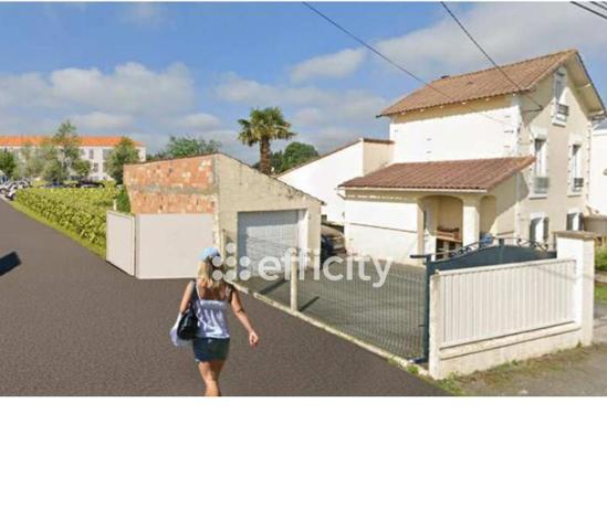 Maison
         7 pièces
        - 167 m² 350 000 € *