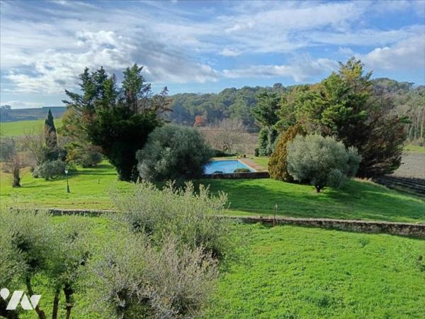 SAVASSE Propriété en pierres 550 m2 avec terrain de plus de 4 hectares