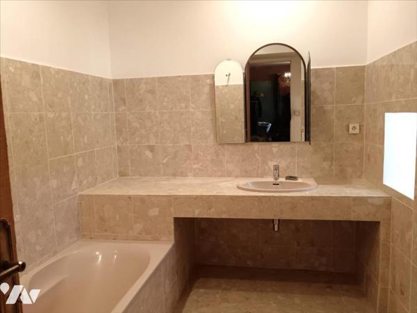 SAVASSE Propriété en pierres 550 m2 avec terrain de plus de 4 hectares