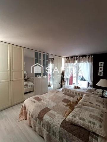MAISON DE CARACTERE - PISCINE-2 GARAGES-ATELIER