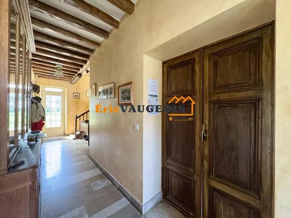Vente                                                      Maison
                        
                     9 pièces                      500 m2                     à La Ferté-sous-Jouarre