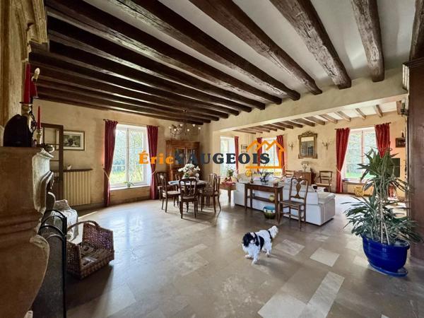 Vente                                                      Maison
                        
                     9 pièces                      500 m2                     à La Ferté-sous-Jouarre