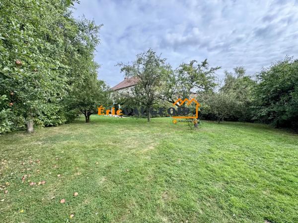 Vente                                                      Maison
                        
                     9 pièces                      500 m2                     à La Ferté-sous-Jouarre