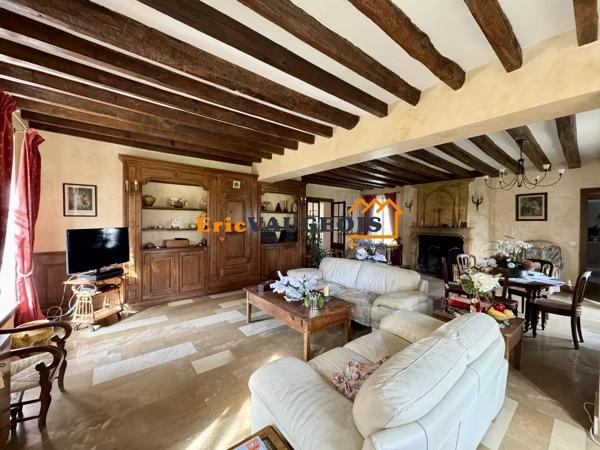 Vente                                                      Maison
                        
                     9 pièces                      500 m2                     à La Ferté-sous-Jouarre
