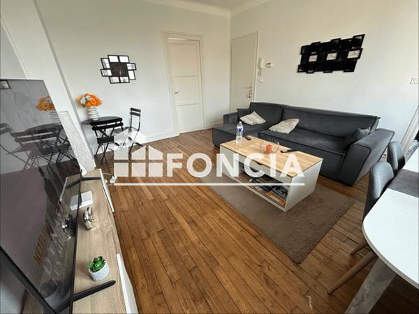 Location Appartement 2 pièces 47.69 m² - 34 RUE MAZAGRAN Niort 79000