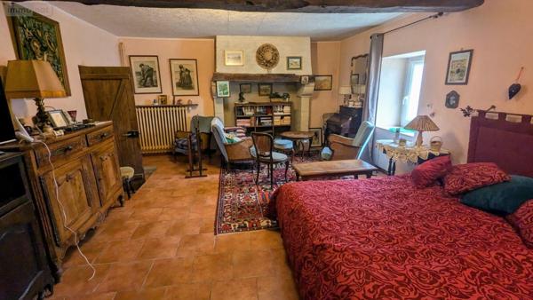 Maison rurale à vendre à Langeais dans l'Indre-et-Loire (37130), ref : OFFICE PIQUEMAL - TOURS   
LA ROUCHOUSE
