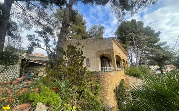 Maison à vendre    5 pièces • 130 m2 La Seyne-sur-Mer