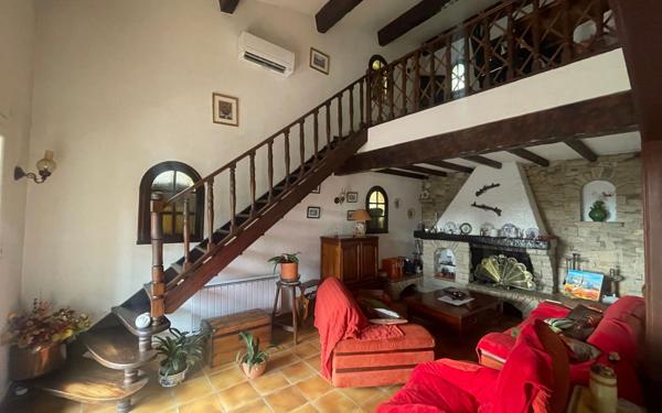 Maison à vendre    5 pièces • 130 m2 La Seyne-sur-Mer