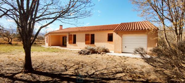 Villa 4 pièces sur terrain piscinable 2680m²