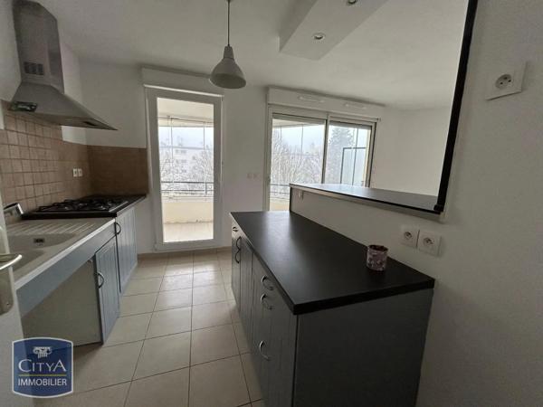 Appartement à louer 3 pièces 75.35m²