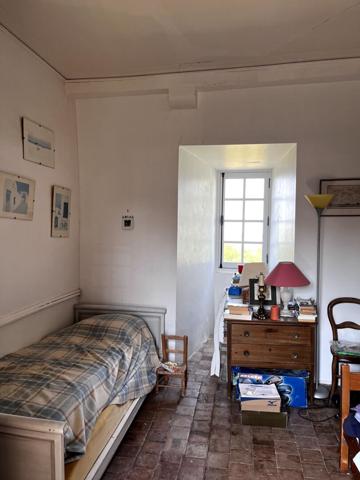 Terrain 4 pièces à vendre Monthoiron - 86210 / Réf: 11730