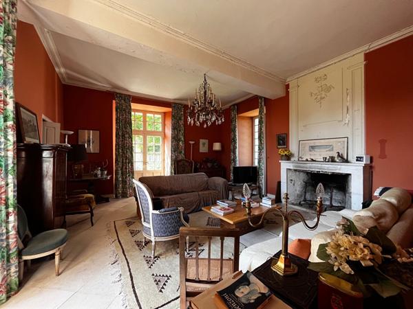 Terrain 4 pièces à vendre Monthoiron - 86210 / Réf: 11730