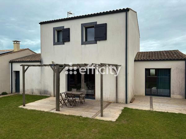 Maison
         5 pièces
        - 113 m²