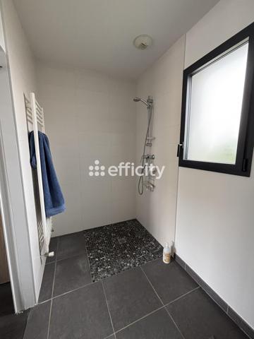 Maison
         5 pièces
        - 113 m²