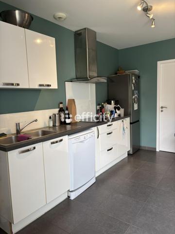 Maison
         5 pièces
        - 113 m²