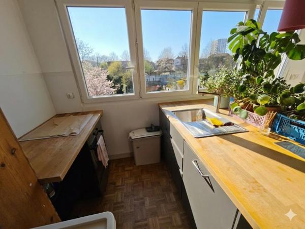 A LOUER : T2 à LILLE • • 650 € CC • Réf. 1544-5