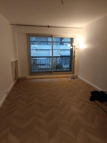 STUDIO T1 A LOUER VIDE PARIS 13