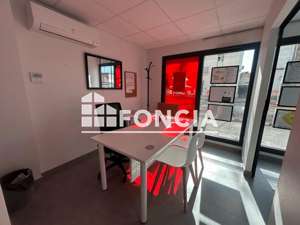 Location Local commercial 7 pièces 110 m² - 273 AVENUE VICTOR HUGO Lunel 34400