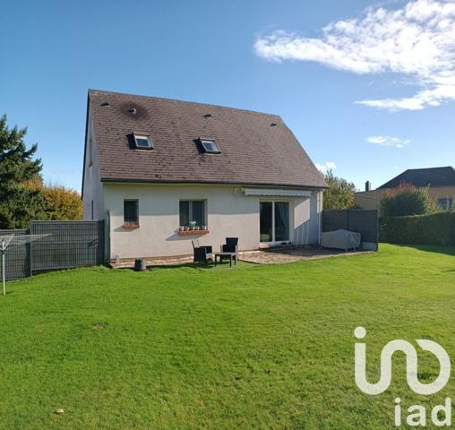 Maison traditionnelle 6 pièces de 105 m² à Montivilliers (76290)